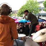 Manu Meter auf der Halberg Open Air Schultour bei der Gemeinschaftsschule Sonnenhügel in Völklingen (Foto: Mattheo Schwanengel/Freaky Jörn)