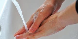 Hände waschen (Foto: pixabay.com)