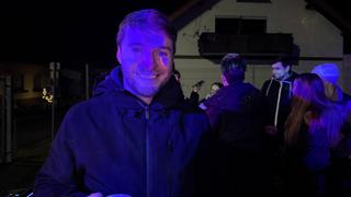 ein Mann lächelt in die Kamera (Foto: UNSERDING)