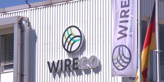 Wireco Drahtseilwerk. Logo der Firma an einem Gebäude (Foto: SR)