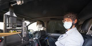 Zentrum für Digitale Neurotechnologie. Cockpit eines Autos. Mit Sensorik wird der Gesundheitszustand des Autofahrers analysiert. (Foto: Rüdiger Koop/UKS)
